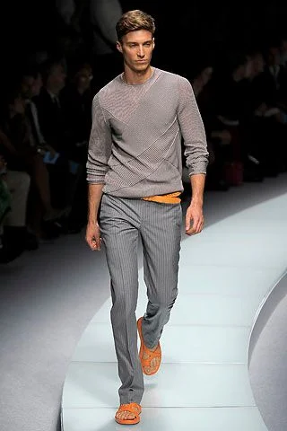 Look 10